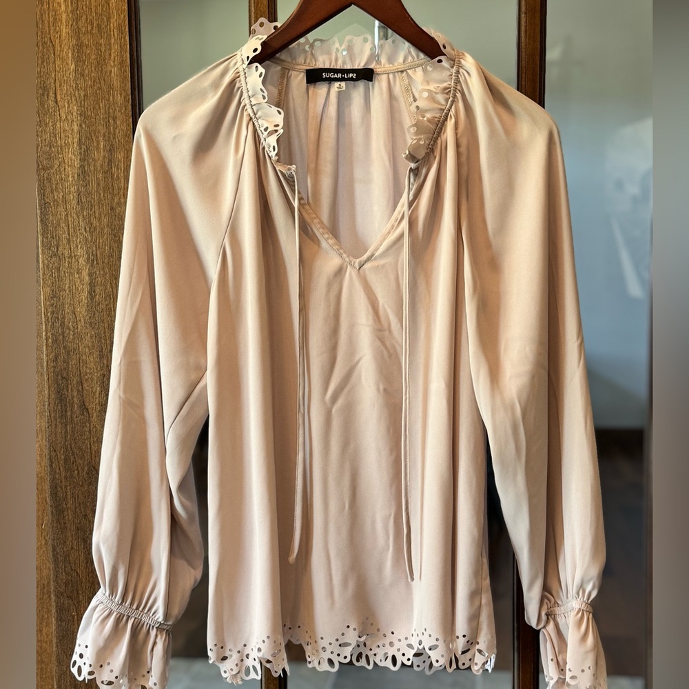 Women’s Sugarlips blouse, dusty pink color, size small